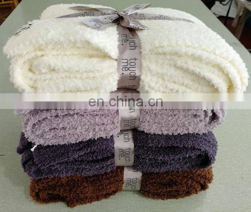 Barefoot Dreams super soft luxury best selling white color most new tech micro feather yarn knit baby adult throw blanket