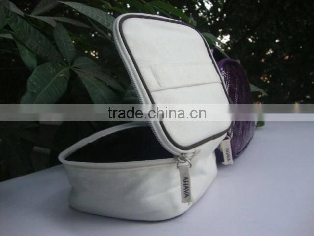 2016 Hot Selling Credible Quality cheap Wholesale Price Customize Promotional Nylon travel makeup Bags