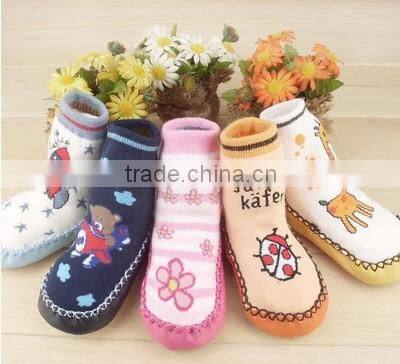wholsales anti-slip kids/baby/children socks shoes rubber sole socks