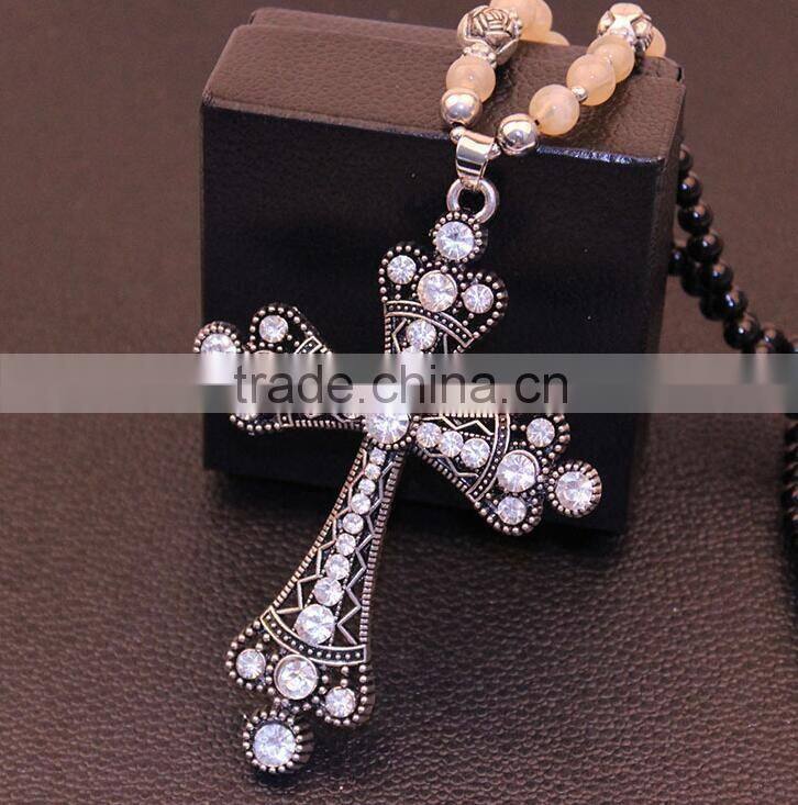 2016 New European Decorative Openwork Cross Female Vintage Long Beaded Necklace