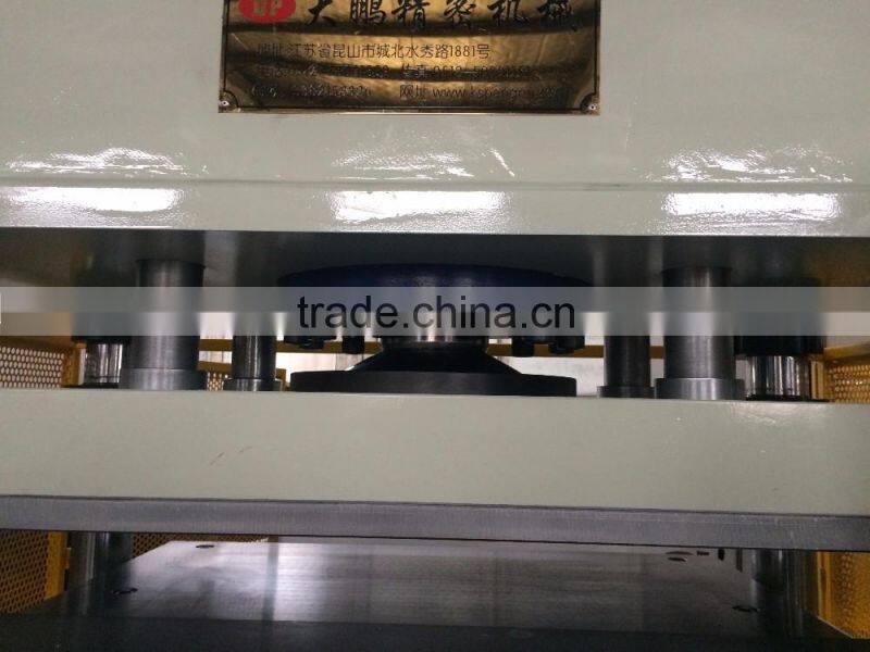 polyurethane foam machine for cutting sheet material