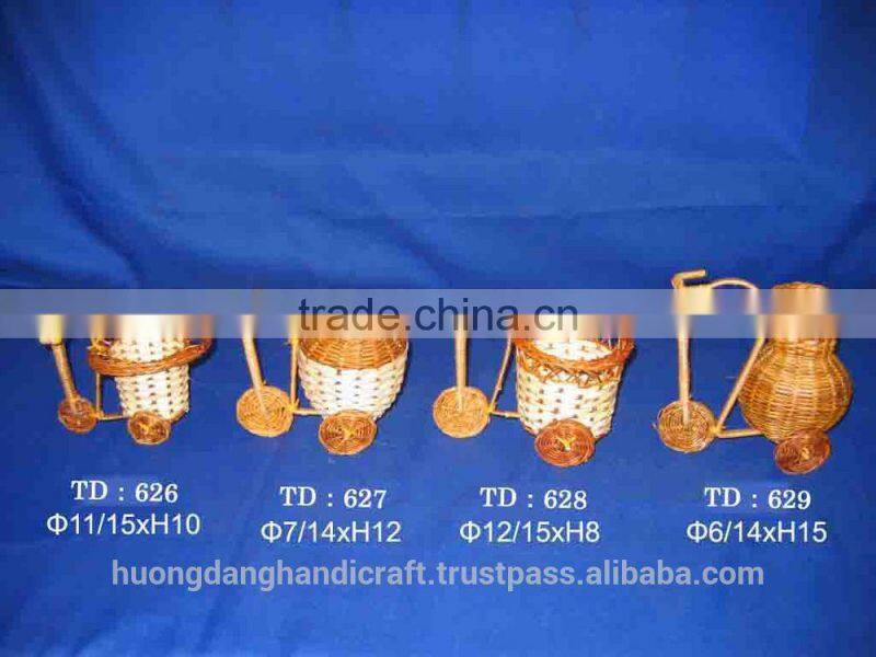 rattan wood drawer basket with seashell shape