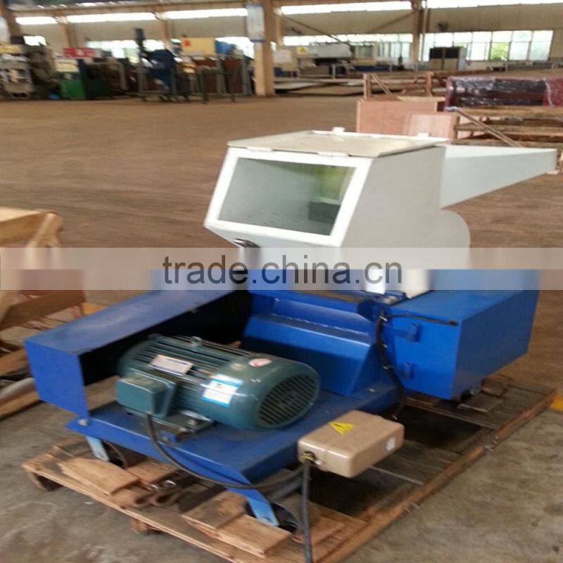 hot sell convinent wood chips grinding machine,wood cutting machine,wood chip to sawdust grinder with high performance
