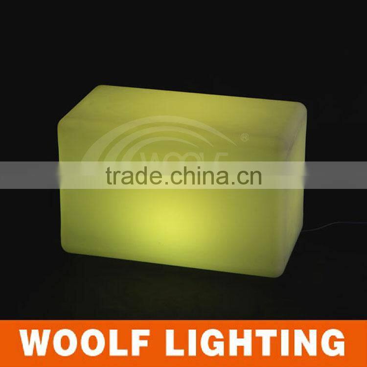 Waterproof Plastic Rechargeable LED Color Light Illuminated Cube