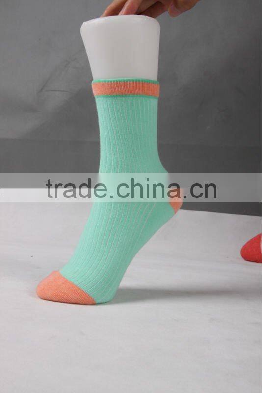 Women solid color ankle socks