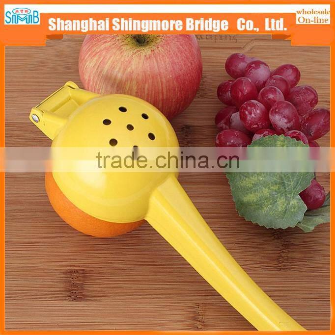 Best price wholesale top quality plastic lemon squeezer, fruit & vegetable Tools