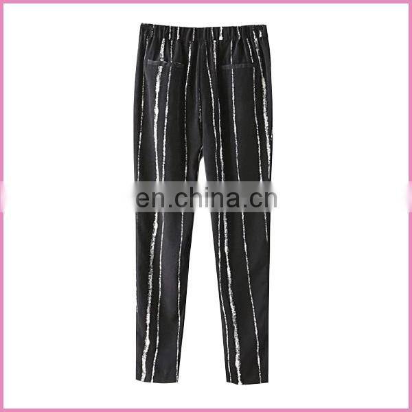 thick printed fabric pants with two pockets front zipper
