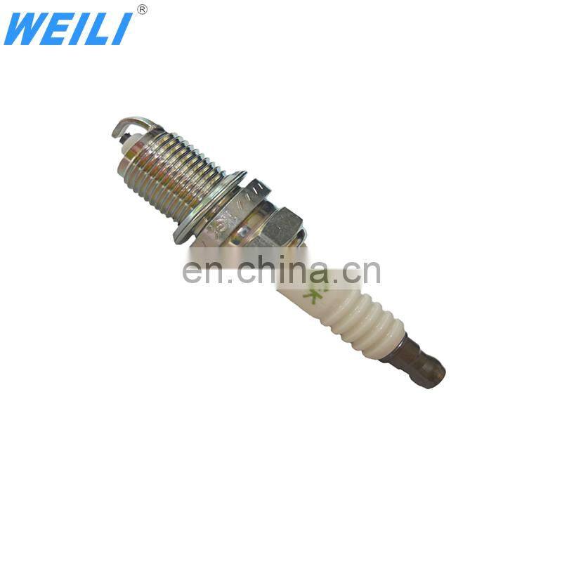 High quality Spark Plugs For T-oyota Land Cruiser Laguna Renault Megane Scenic Oley Vela Vizi OE: BKR6EYA 2249