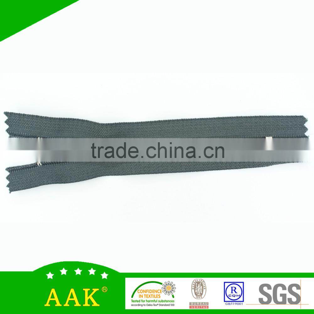 Customized puller 4# nylon long tab puller close end luggage zipper