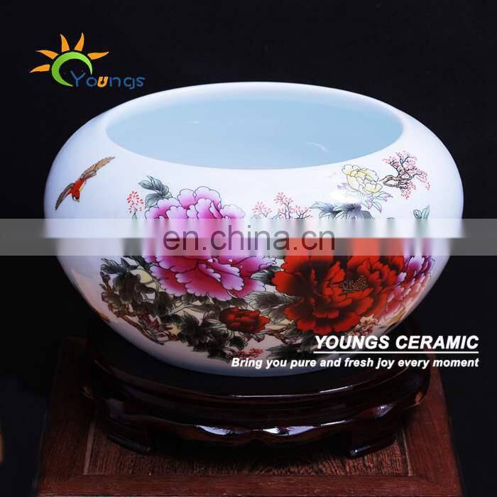 Various Beautiful Chinese Ceramic Small Fish Jars Pots