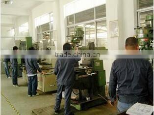 6 Ways Auto fuse box assembly With terminals and fuse ,Auto car insurance tablets fuse box mounting fuse box