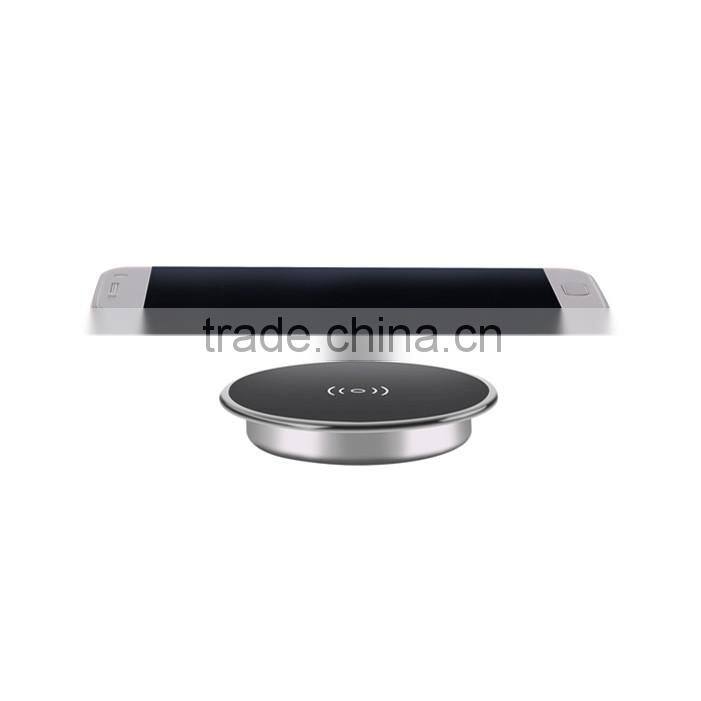 Hot sale Dimension 60mm desktop wireless charger best suit for most coffee/restaurant/hotel/computer table