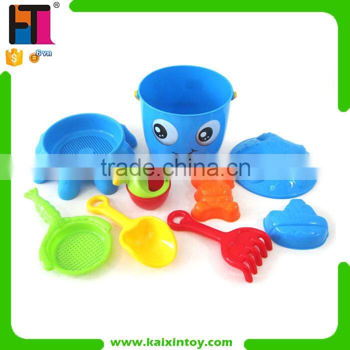 pistol shape small black plastic water gun