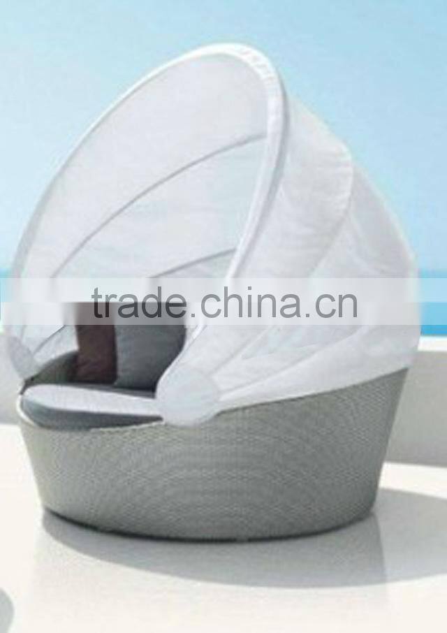 outdoor wicker rattan apple bed