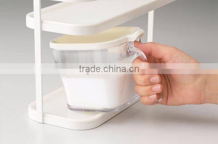 Functional stylish plastic container food packaging for spice