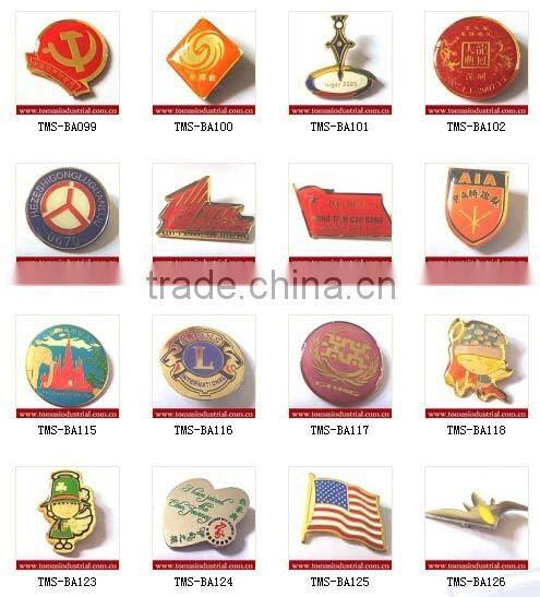 High quality 3D Eagle Stamping Antique Gold Brass Badge