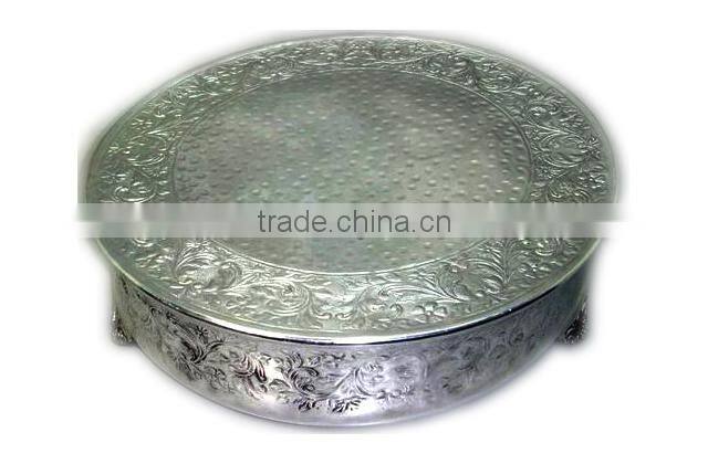 Embossed royal cake stand for wedding decoration