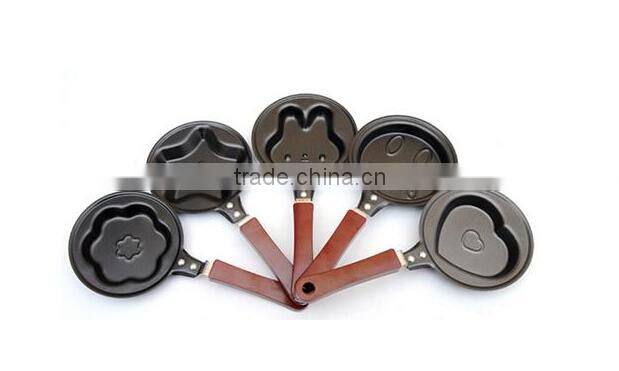 Carbon steel more design mini egg pan