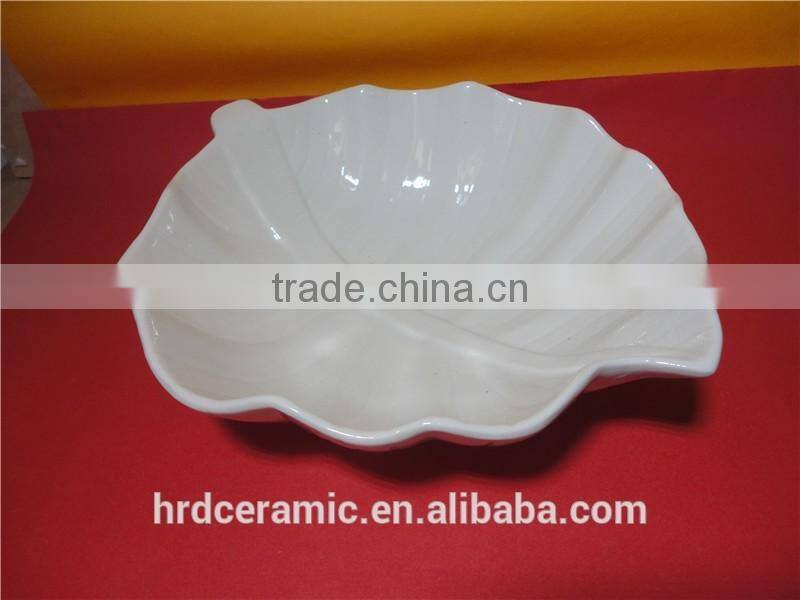 High quality star hotel white ceramic large sized leaf shaped fruit dish
