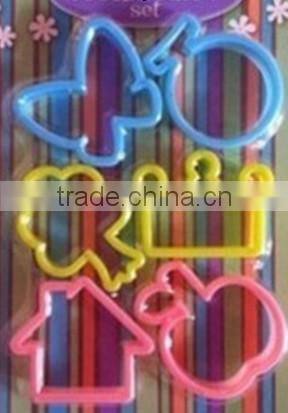 plastic Christmas Cookie Cutter/6pcs eco-friendly color cookie cutter