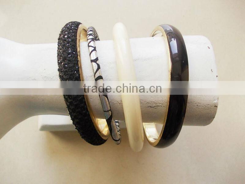 yellow plain Bracelet Bangle