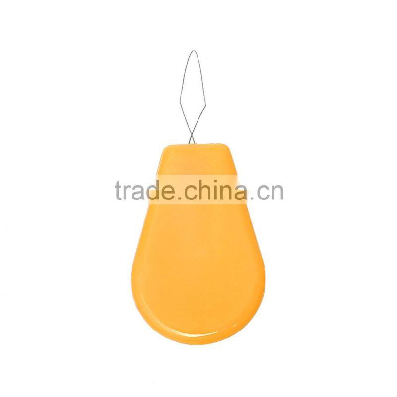 China Wholesale Orange Teardrop Shaped Steel Bow Wire Cross Stitch Needle Threaders