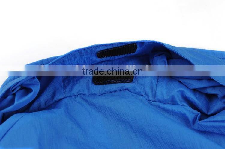 2016 Blue Quick Dry Hooded Mens Nylon Windbreaker