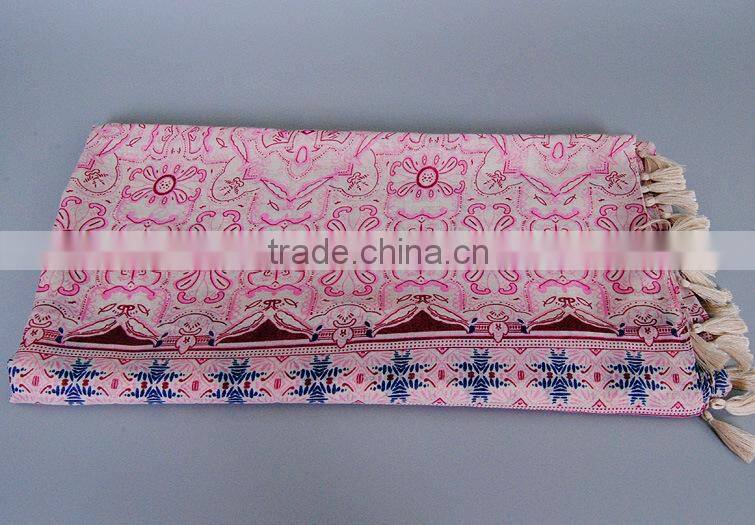 2016 New Design Stylish Printed Cotton Tassel Arab Girl Muslim Hijab