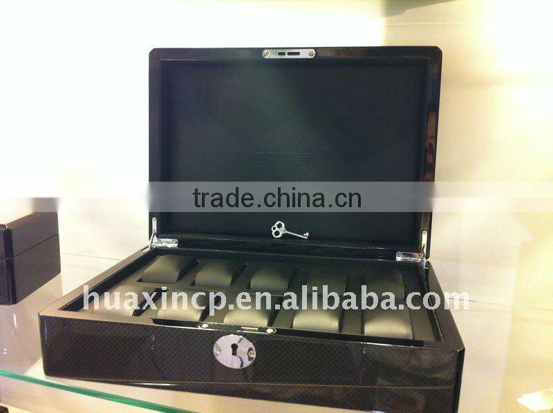 2013 New Product Gloss Finishing Carbon fiber Watch Display Case