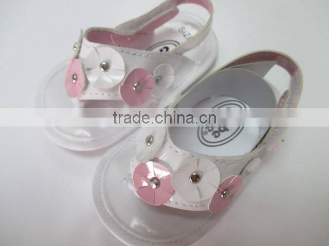 Top sale color optional baby moccasins soft sole baby shoes with lovely flower