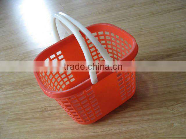 Plastic basket molds