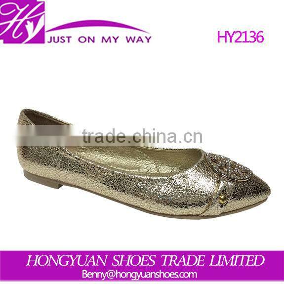 women casual flat shoes with pattern in all