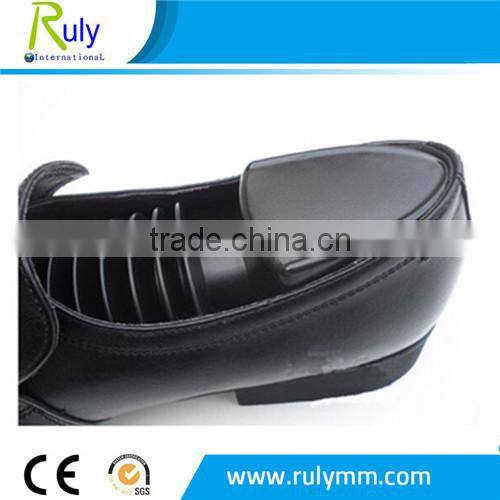 2017 new custom shoes adjustable plastic shoe tree wholesale