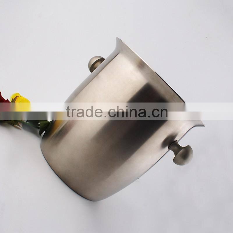 Wholesale champagne led ice bucket/ cocktail bar tool set