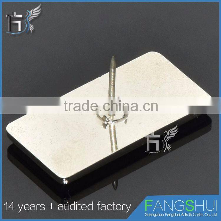 Top quality embroidery badge pin enamel badge china wholesale