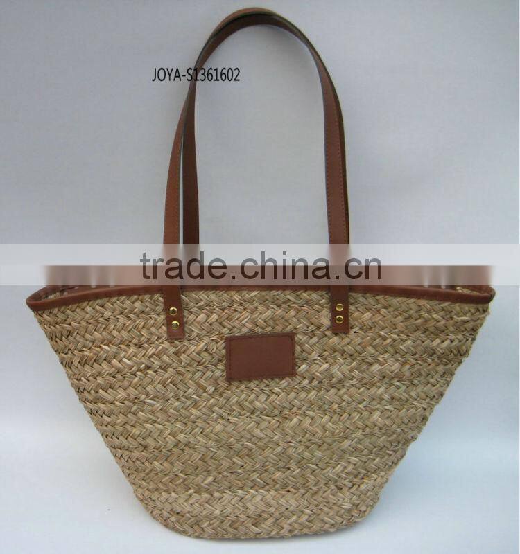 Natural straw beach bag seagrass bag