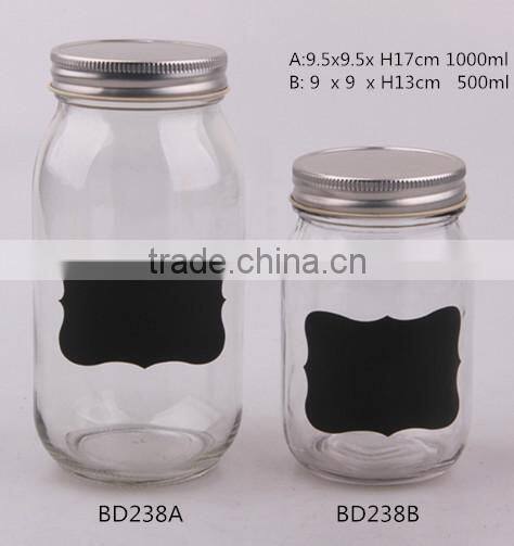 good quality glass mason jar with metal lid