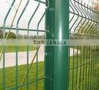 wire mesh fence