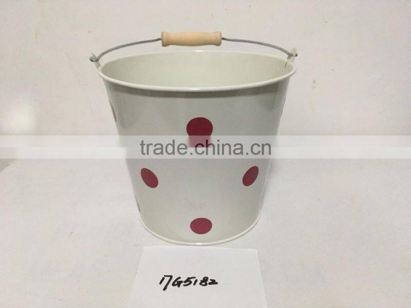 cheap wholesale diffrent types 8 inch shallow office desk outdoor planters flower pots