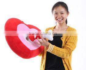 Mix wholesale supply stock fashion new plush cushion