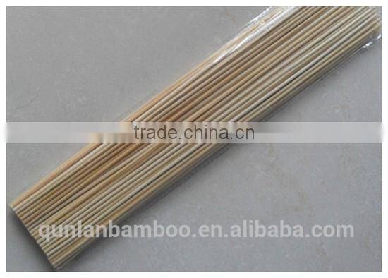 Bamboo skewers with ball