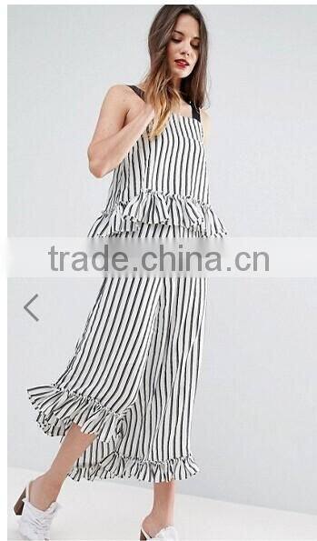 Fashion Stripe set crop top and panty style ith Ruffle