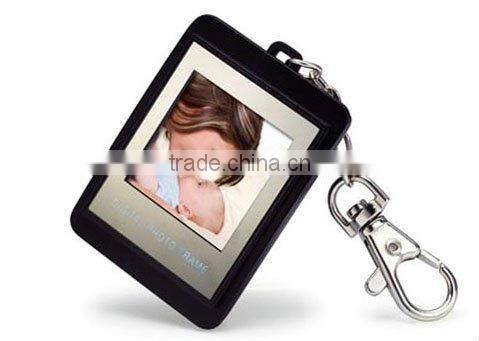 1.5inch mini portable digital photo frame with keychain