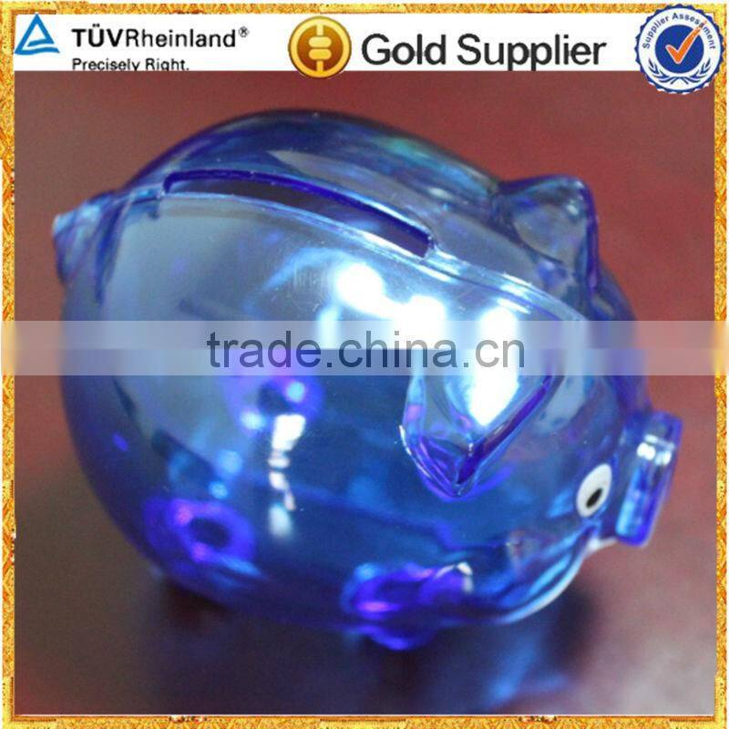 Cute piggy bank for plastic injection