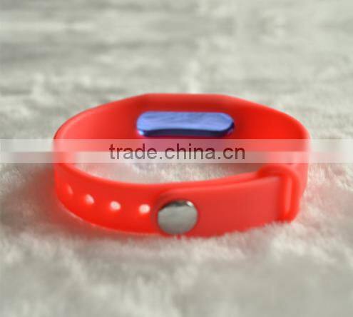 2016 hot selling silicone bracelet no harm outdoor and indoor mosquito repellent