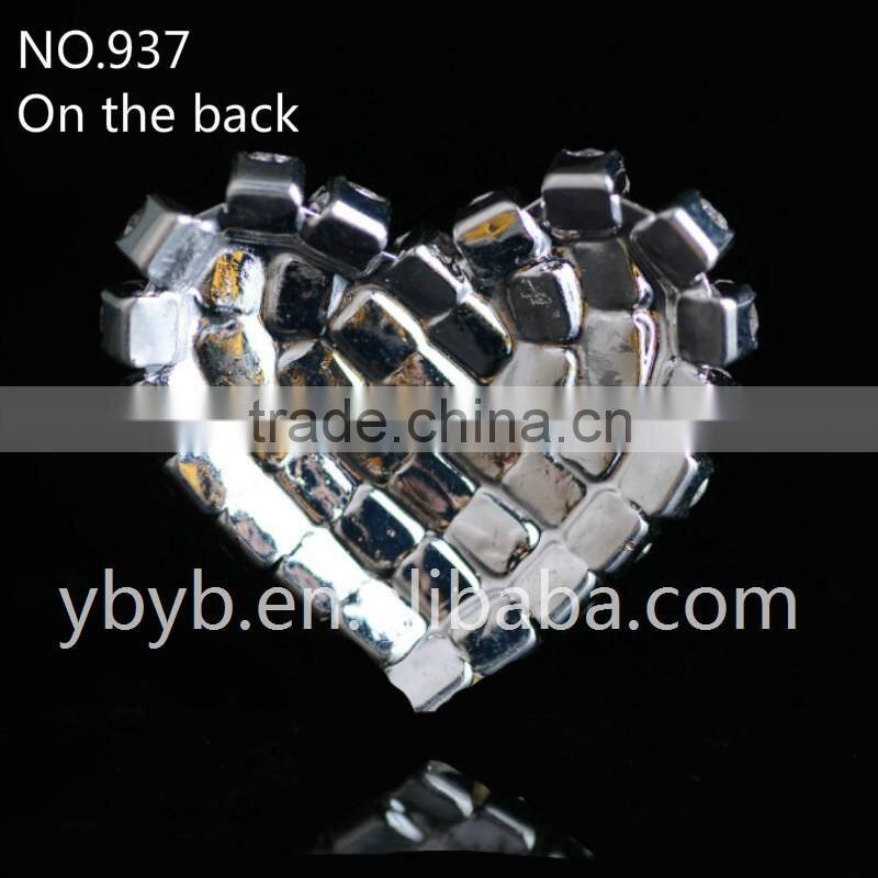 Raw Brass Chain/Brass Swing Chain/Rhinestone Claw Chain in Roll-937