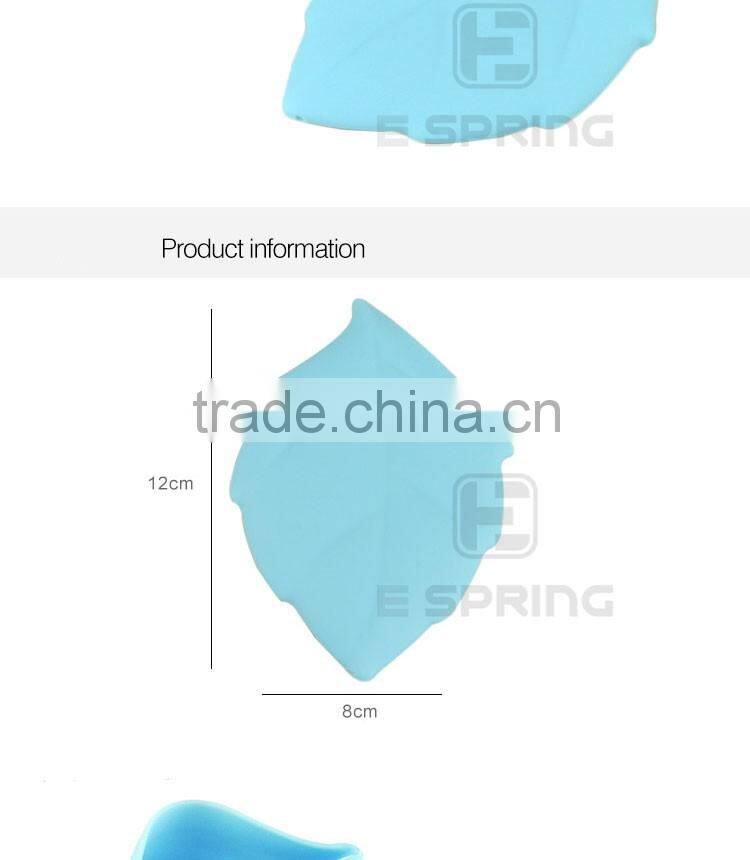 Leaf Cup Carry-on Silicone bottle cup