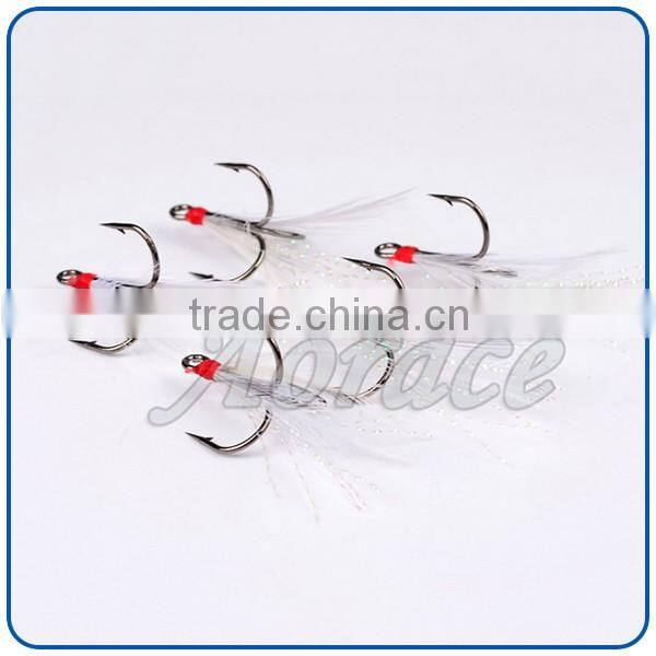 Good stability less harm the fish white feather weedless fishing hooks
