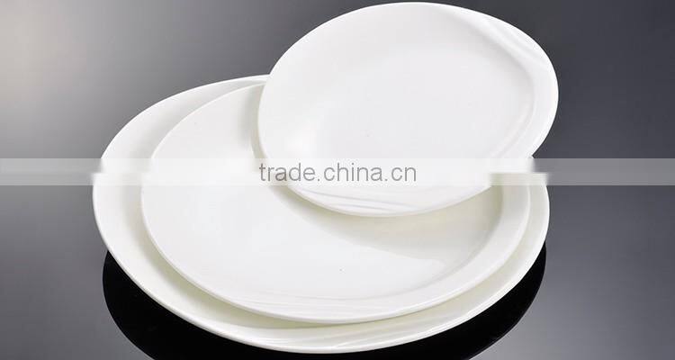 7 inch Round White Color Graceful Design Porcelain Plates Dishes For Hotel And Restaurant
