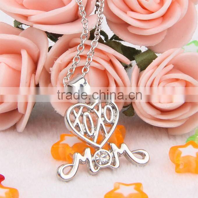 Dainty necklace for lovers, heart pendant imitate silver plated necklace